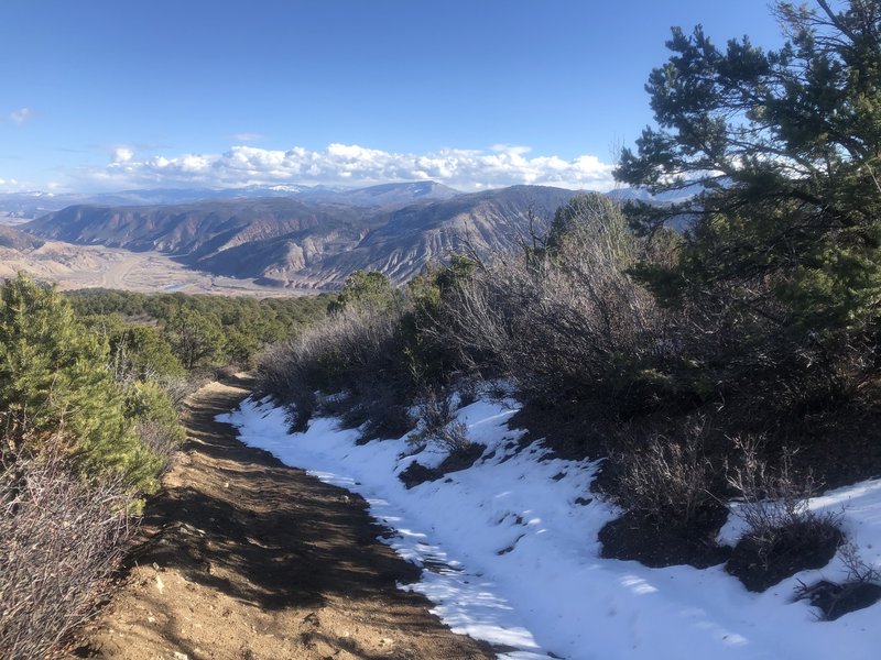 Ute trail snowy descent