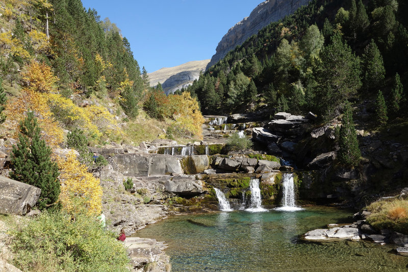 Gradas de Soaso (Soasa cascades) in autumn