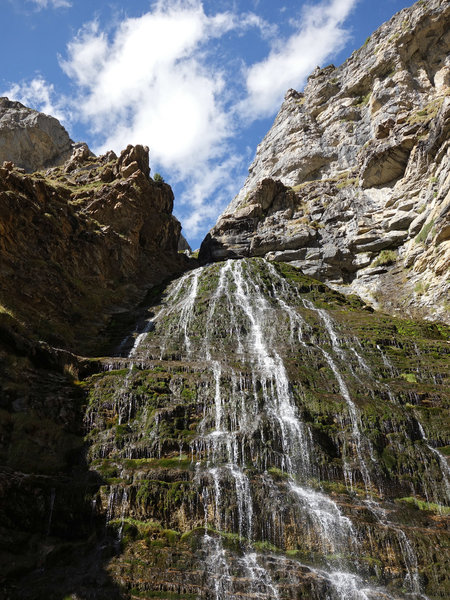 Cascada Cala de Caballo (Horse's Tail Falls).