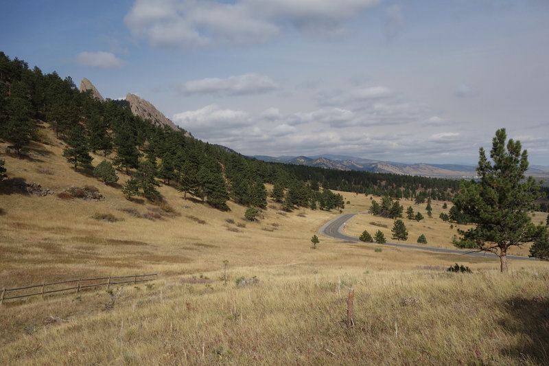 View north towards Ncar Rd from the NCAR Trail