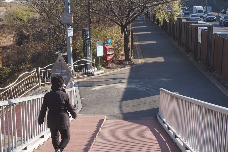 Stamping station at the bend in the path from Tancheon Stream to Jungdae-ro