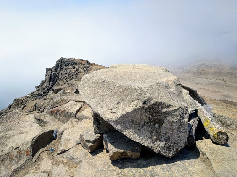 Summit block