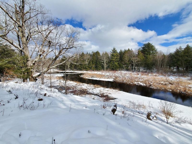 Viewpoint in winter over Depot Creek.