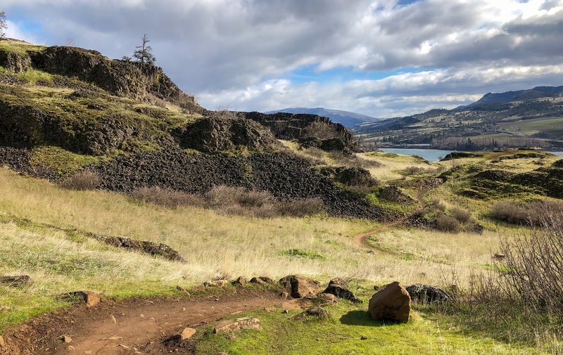 Views from the Little Maui Trail.