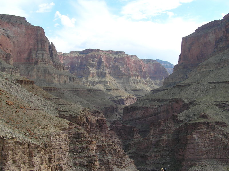 Approaching Tapeats Creek along Thunder River Trail (09-30-2011)