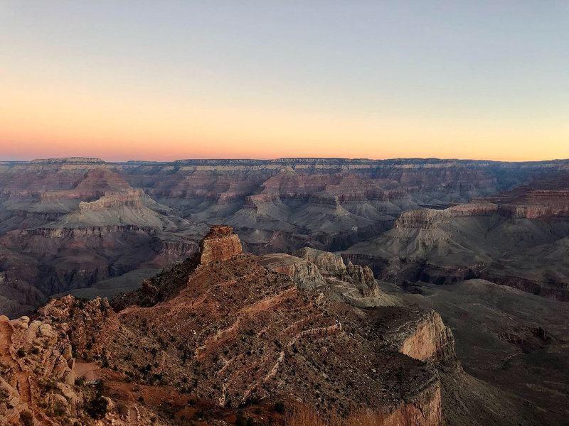 View of the Grand Canyon from the South Kaibab Trail at 7:30am