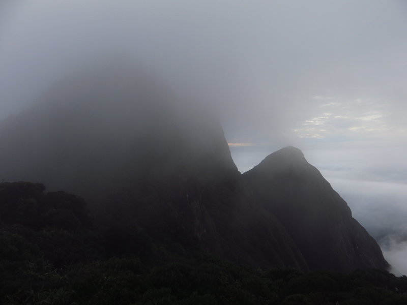 Approaching the cloudy Parana Peak.