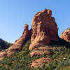 Red rocks at the top of Cibola Pass.