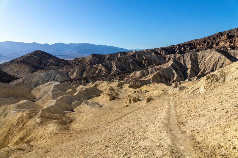 Looking back on the final ascent out of Golden Canyon.