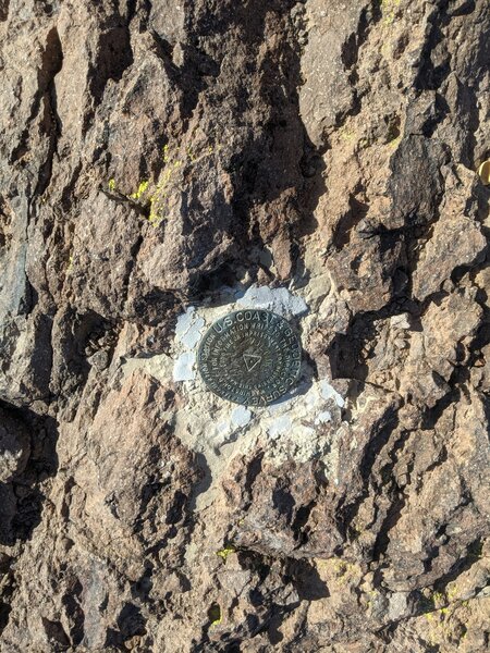 Geological marker at Vulture Peak