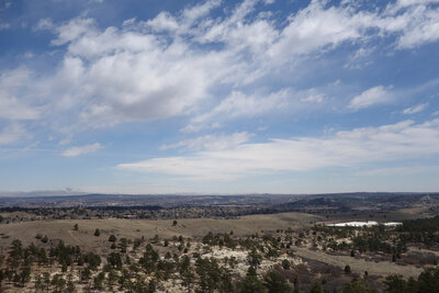 View NEE from Ute Valley Park toward Hewlett Packard Enterprise buildings.