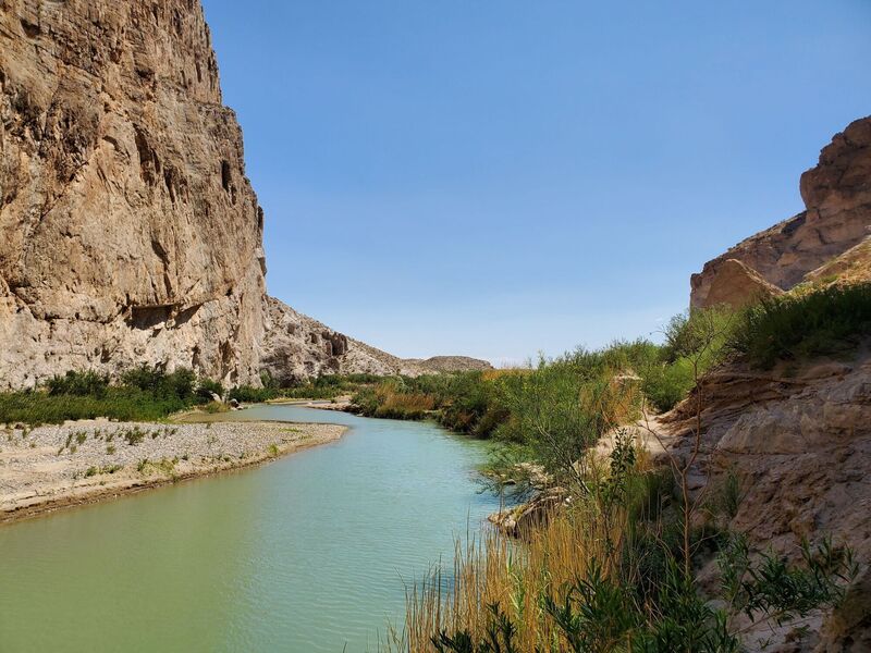 Looking out of Boquillas Canyon near the end of the trail.