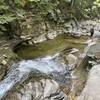 Lower waterfall on Cascade Path