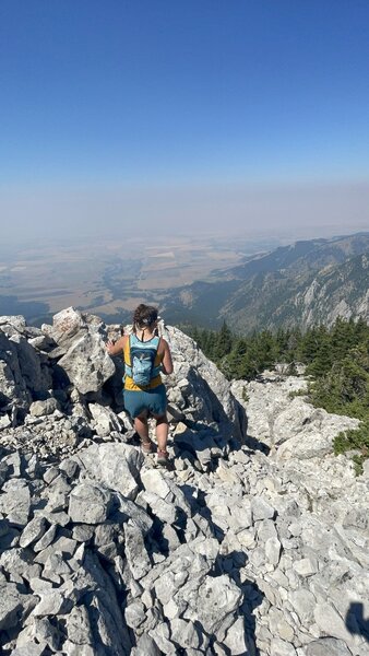 North bound steep section between Saddle Peak and Ross pass.