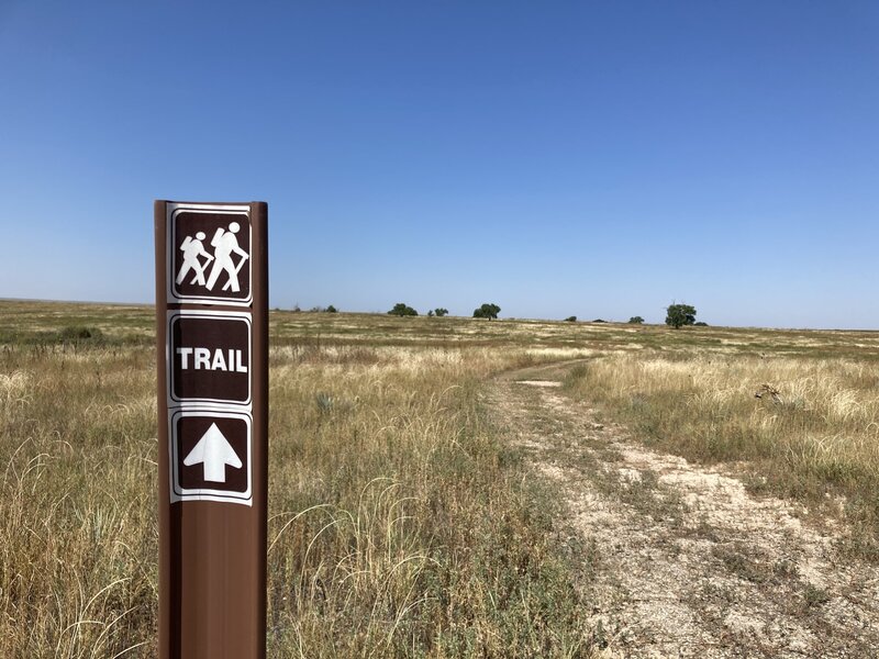 Section of the trail heading away from the visitor's center
