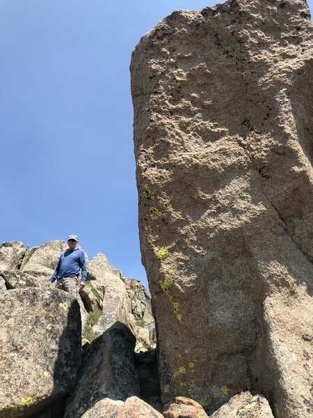 Huge squared rock is visible from parking lot and a good visual waypoint as you hike up.