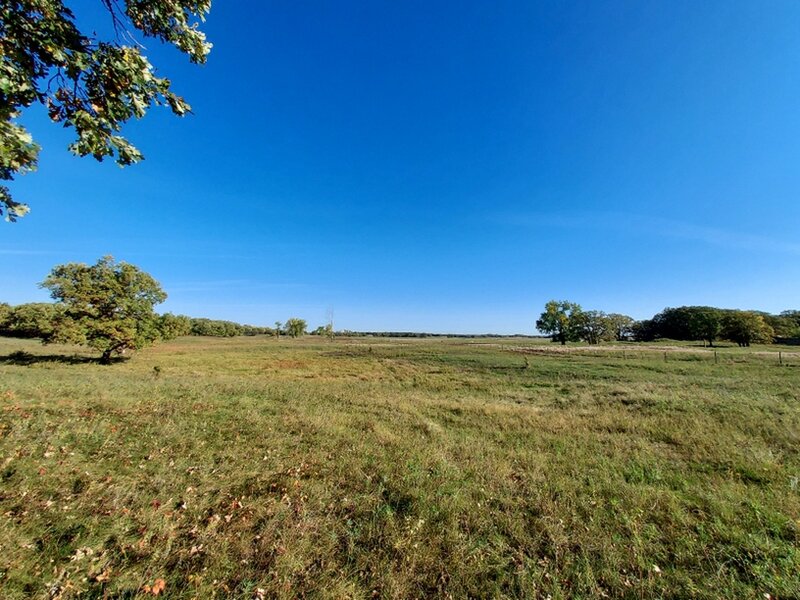 Entering the open prairie.