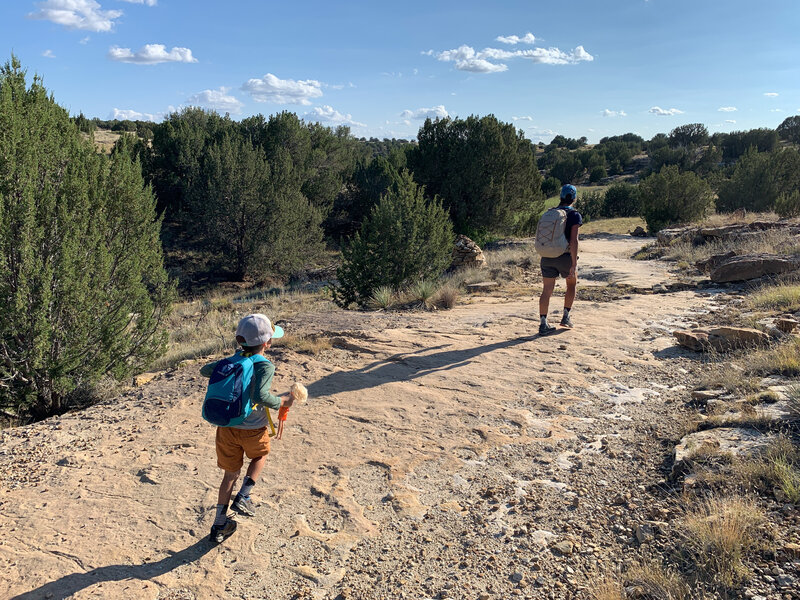 Starting down the Canyon Trail.