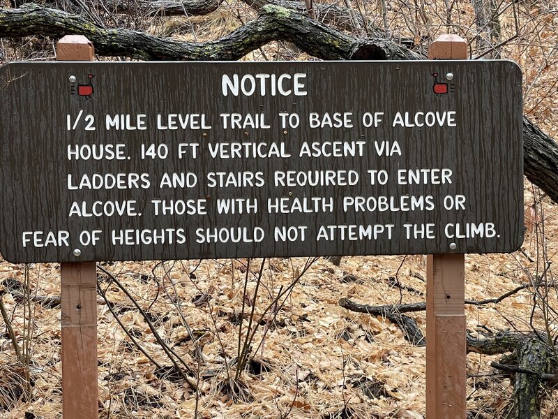 Alcove House trailhead sign.