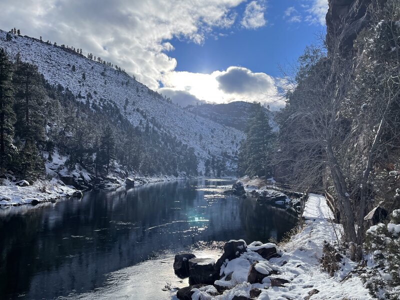 Little Hole heading towards flaming gorge dam (January 25, 2022 330 pm).