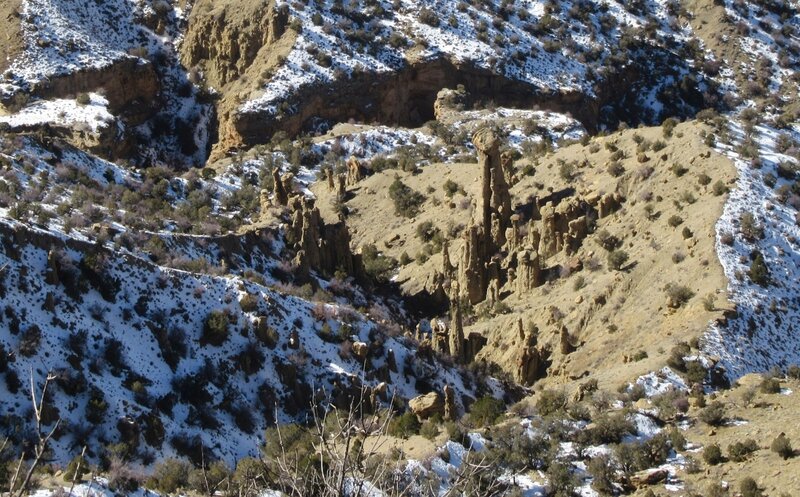 Hoodoos in the valley below the trail.