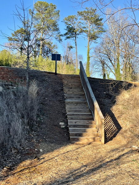 Stairway at trailhead at Avondale Hills Dr.
