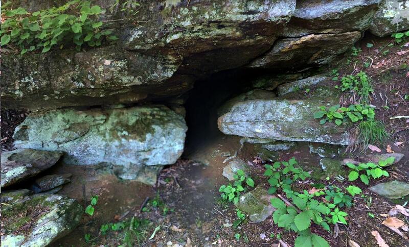 An entrace to the cave near the trail.