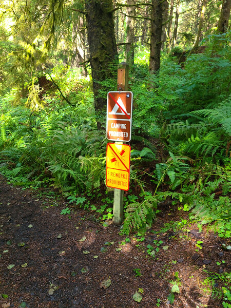 Trailhead signage