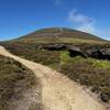 Doubletrack trail running up to Ben Rennis summit