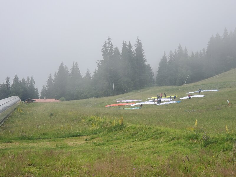 Paraglider school