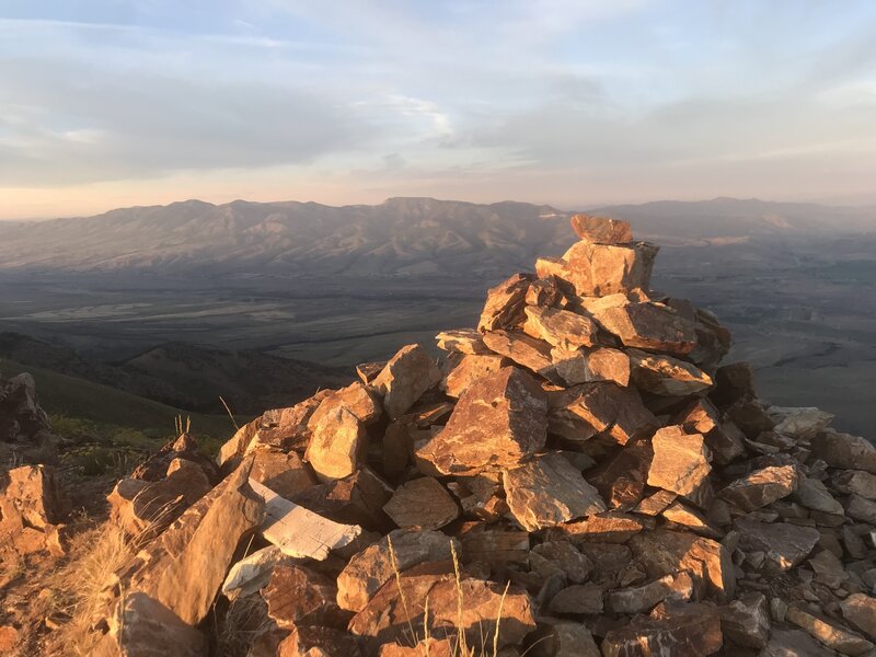 Sunset on the summit of the Old Tom Trail.