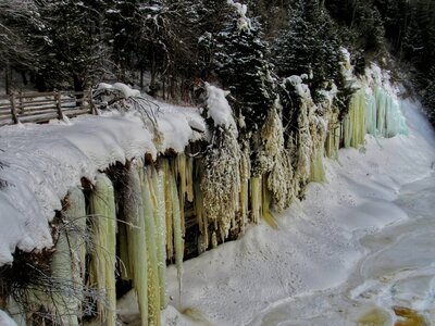 Icicles on the rock face as seen from the primary viewing platform in winter.