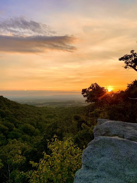 Raven Rock Overlook looking west.