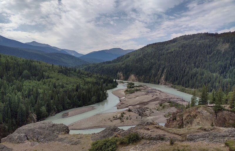 Looking back at the Smoky River as it flows from the distance towards the Sulphur Gates where it meets the Sulphur River.