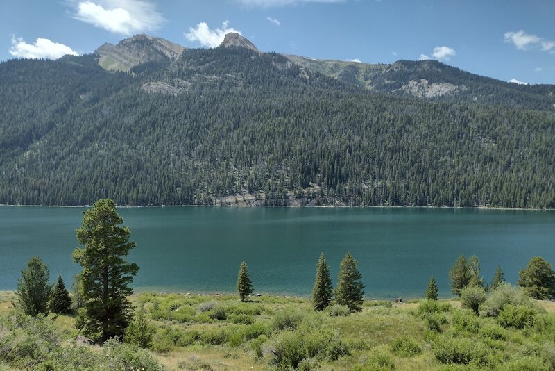 Big Sheep Mountain, 11,618 ft., impressively rises from the west shore of Lower Green River Lake.