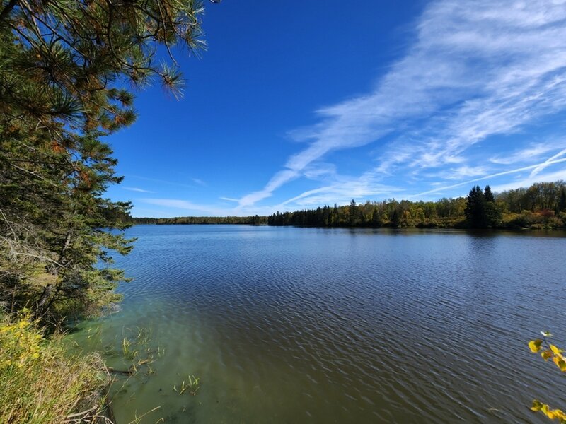 Hayes Lake from the Pine Ridge Trail.