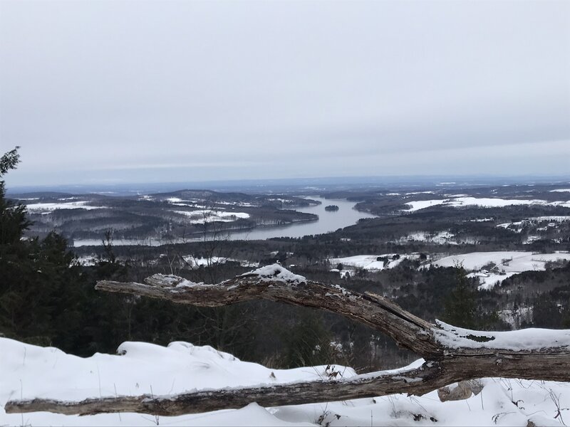View of Tomhannock Reservoir from Vulture's View.
