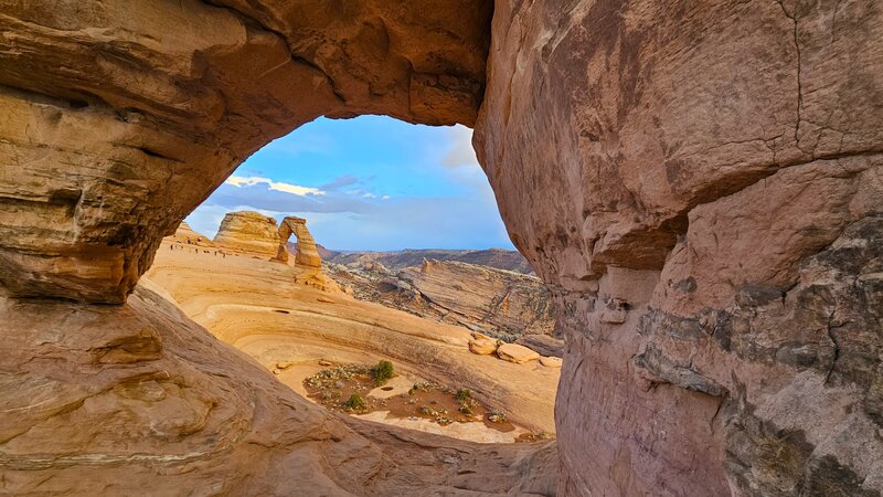 View of Delicate Arch from Twisted Doughnut Arch.