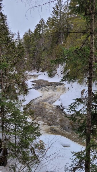 More and more the ice starts to go.