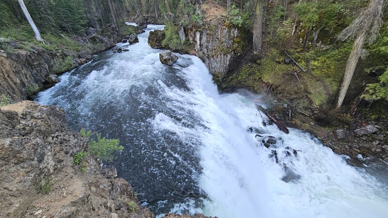 McCloud Middle Falls