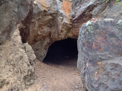 Mine tunnel entrance found at the end of a short spur trail off of Mineral Ridge National Recreation Trail.