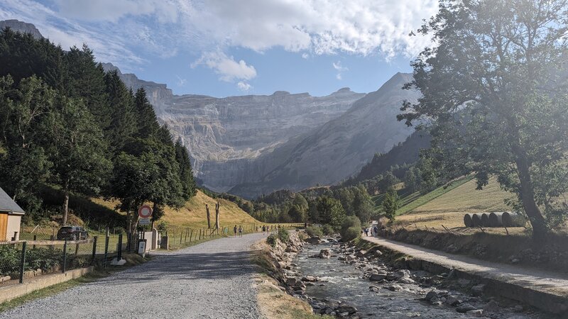 Cirque de Gavarnie - Creek Loop