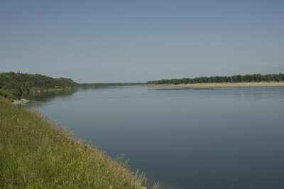 The trail ends with a nice view of the Missouri River.  Imagine Lewis and Clark navigating this river when they were traveling through the West.