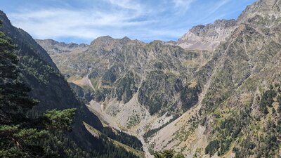 Baricave Peak Trail