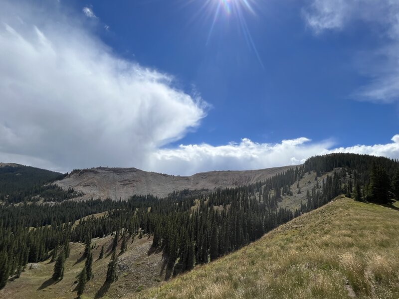 The view once you gain the ridge and start heading west for the summit.