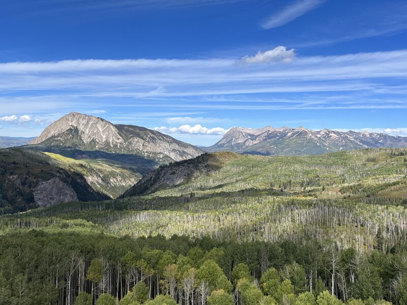 First viewpoint on the trail looking north.