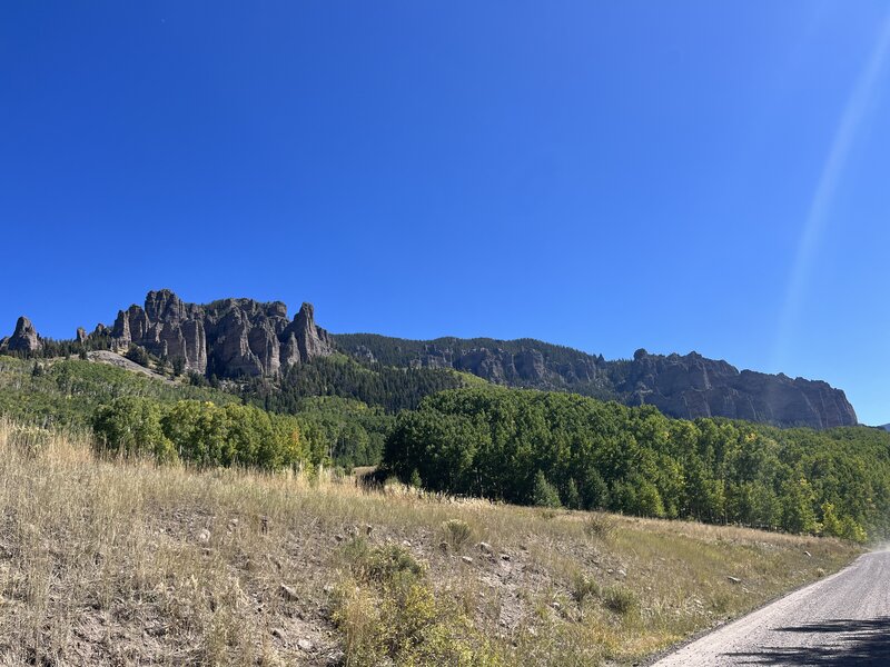 Looking up at the rock formations from the start of the Alpine Trail.