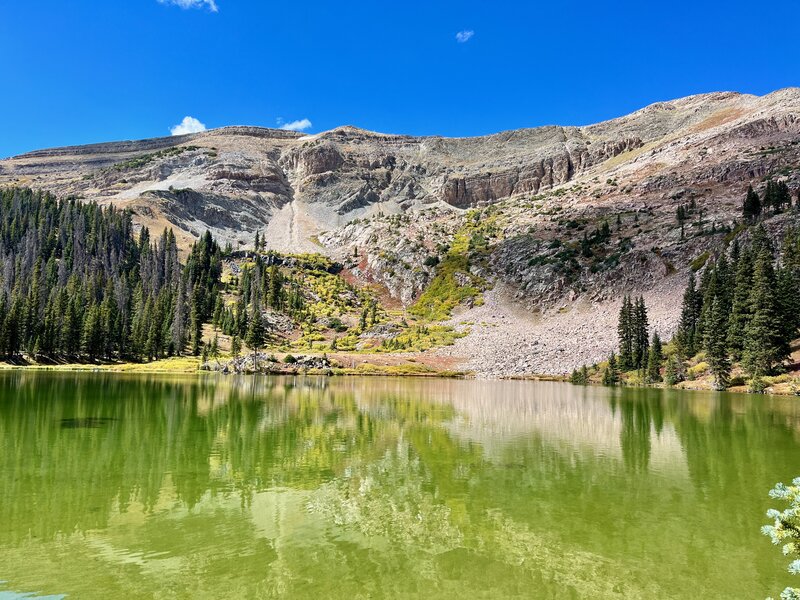 Mill Lake in all its brilliance.