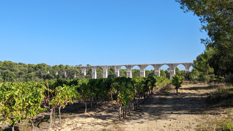 Aqueduc de Castries