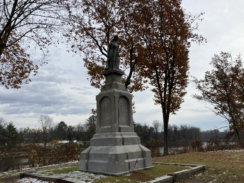 Hannah Duston Historic Site (statue erected 1874)